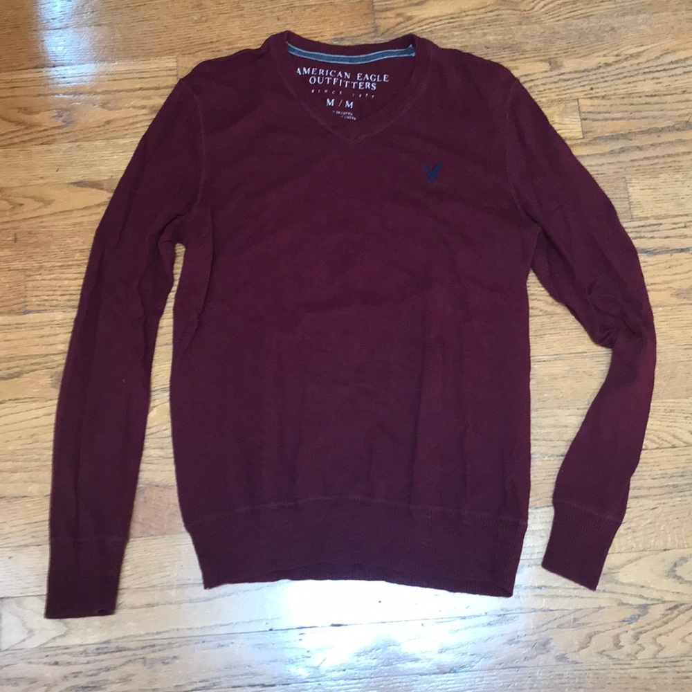 American Eagle vneck sweater. Size M